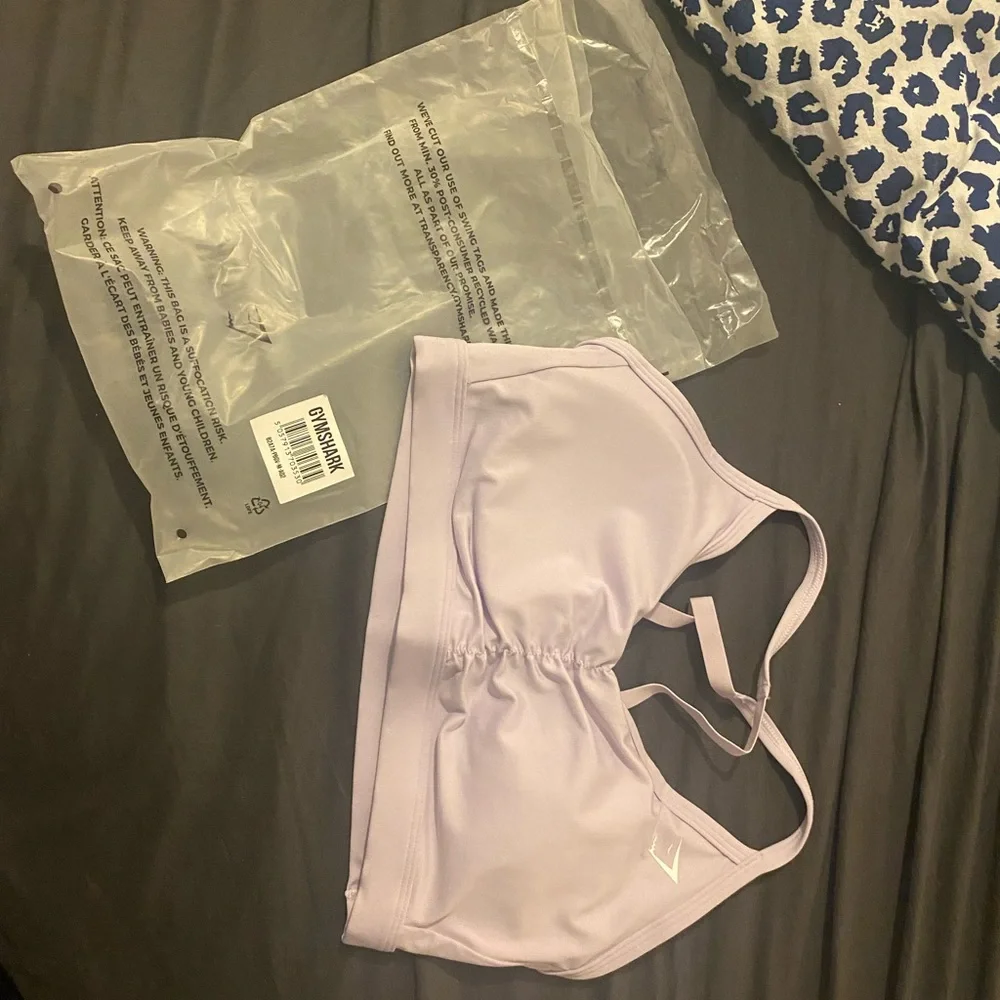 Gymshark ruched sports bra - Picture 3 of 3